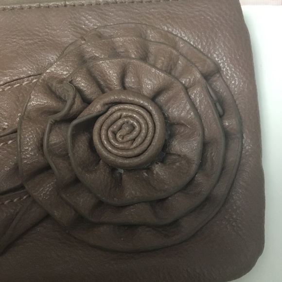 Dlish D’lish Clutch / Wristlet Bag - Picture 2 of 10